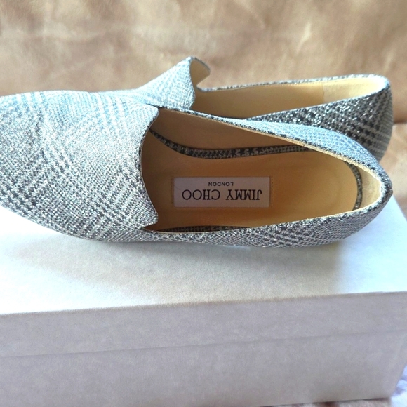 Jimmy Choo Glittering Silver Flats - Picture 3 of 9